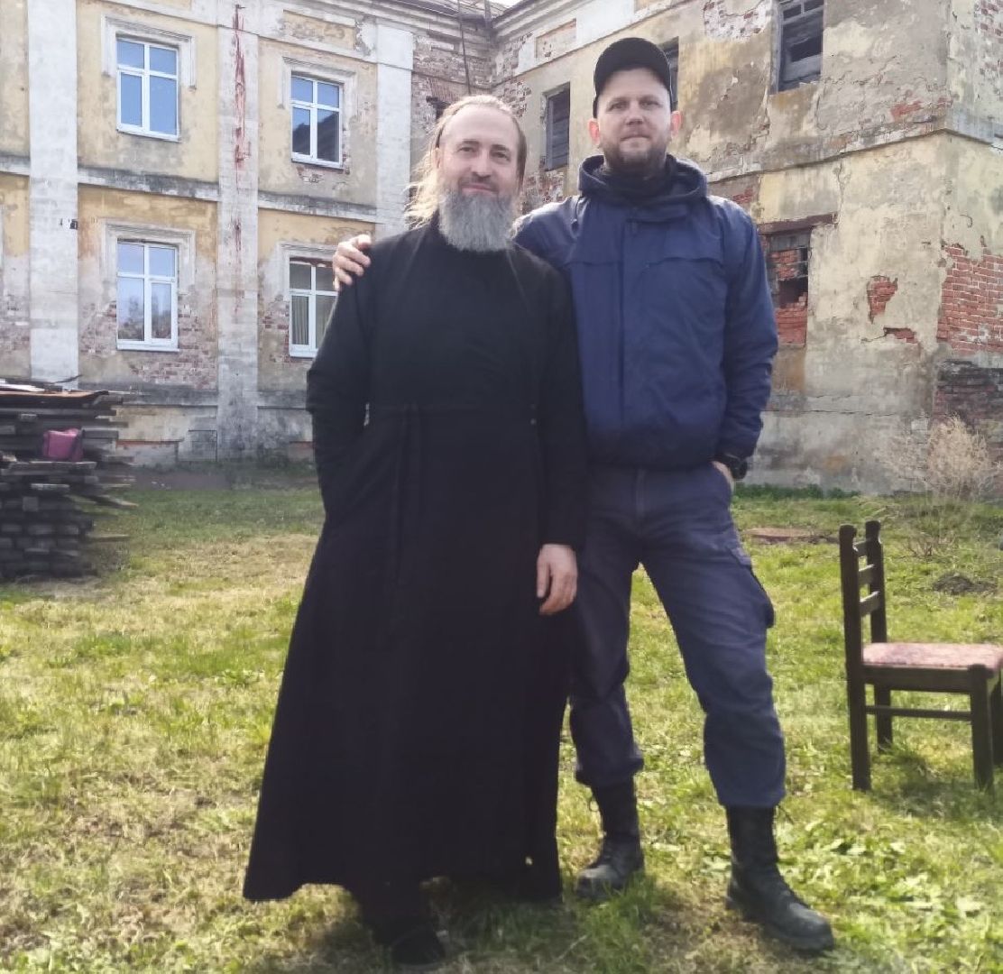 Домодедово, объект культурного наследия, Подмосковье, Культура, День добрых дел, Церковь, Храм, субботник, Субботник в храме, Духовенство, Отец Александр,