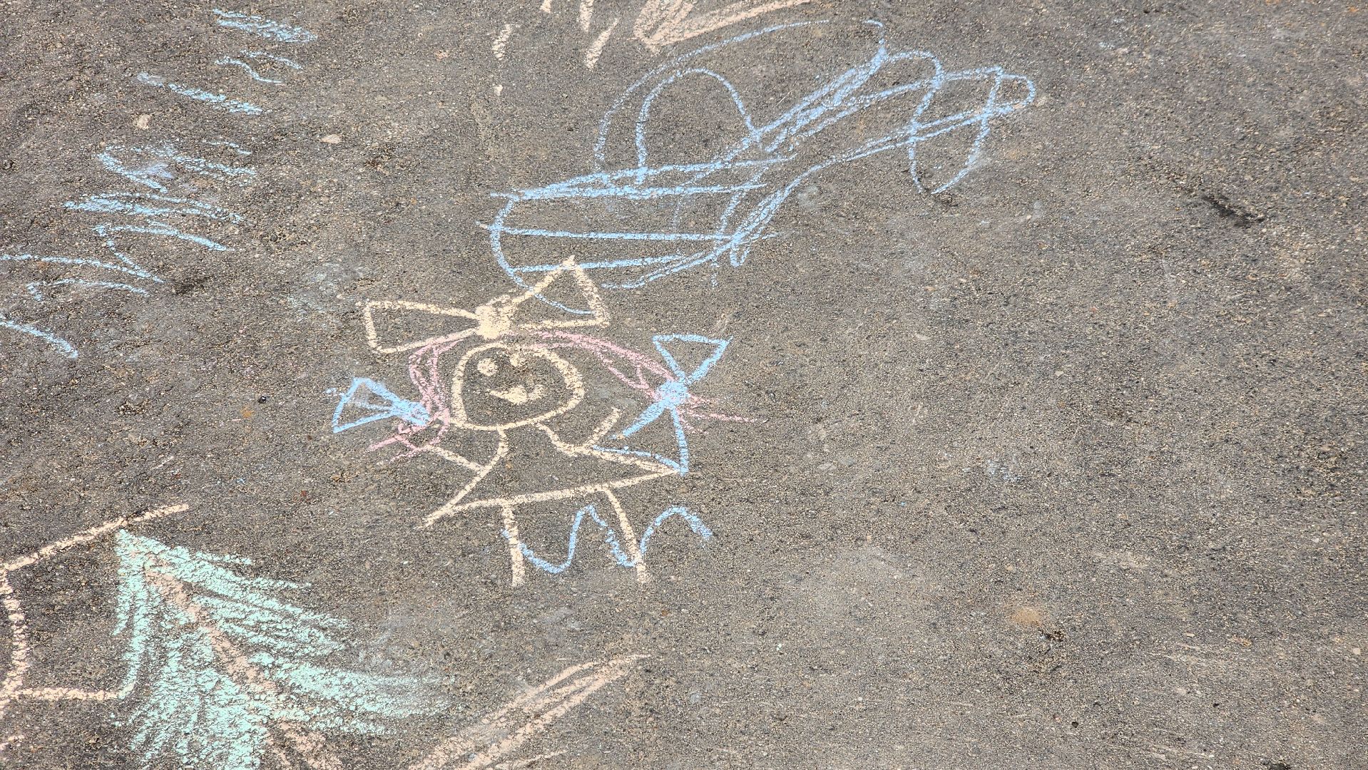 долгопрудный, майские праздники, лето, центральный парк,рисунки на асфальте,