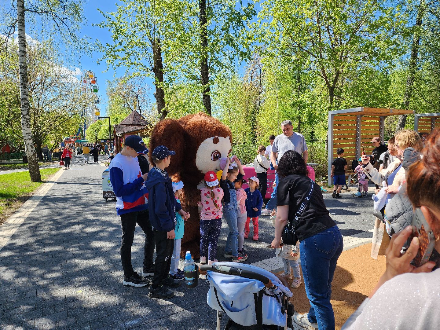 парк мира, первомай, мытищи, отдых в подмосковье,