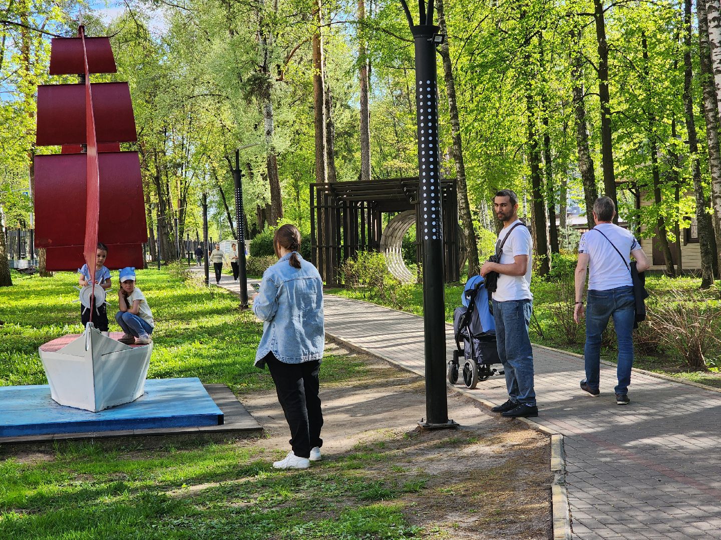 ногинск, парки подмосковья, 1 мая, летний сезон,