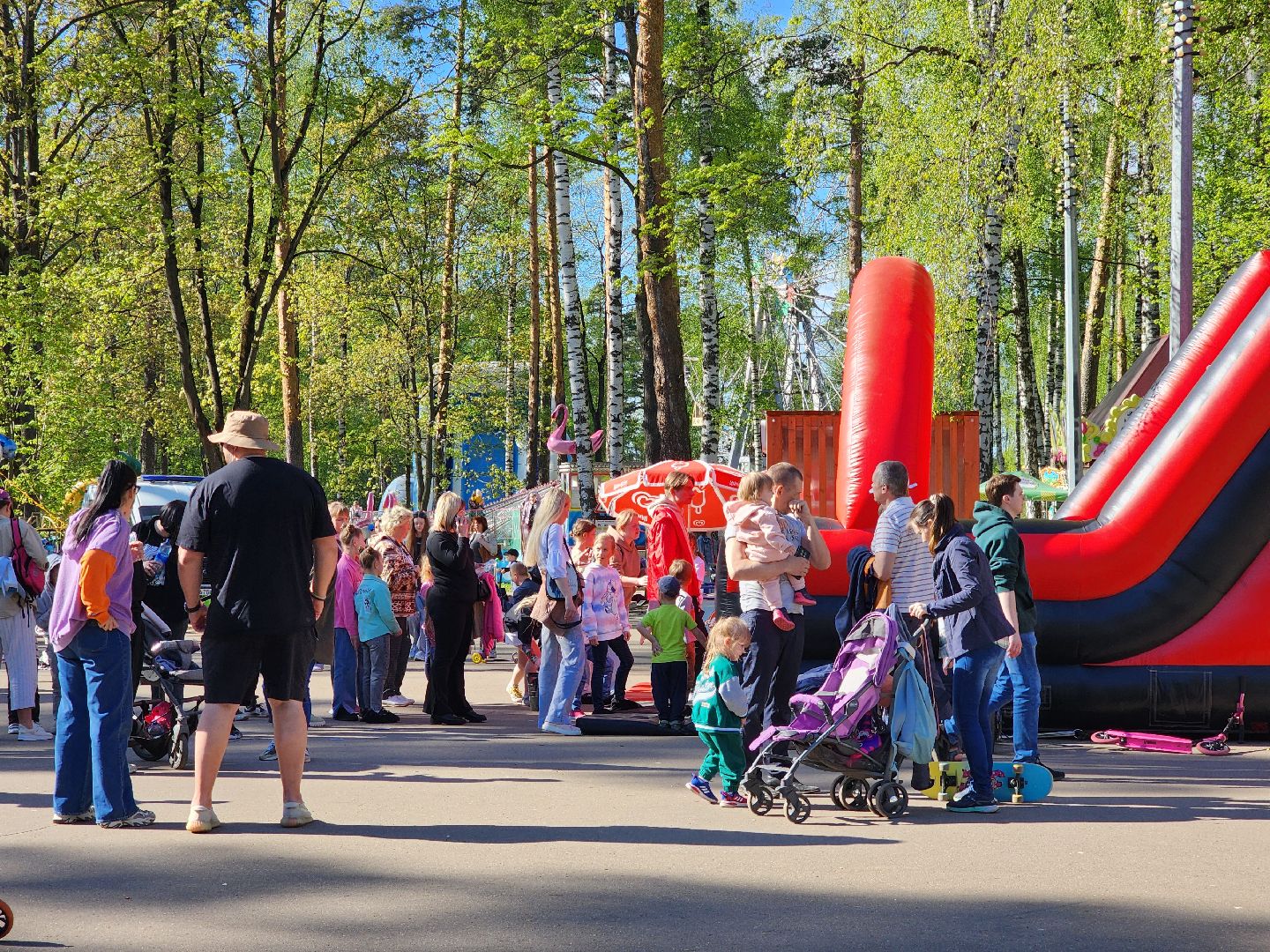 ногинск, парки подмосковья, 1 мая, летний сезон,
