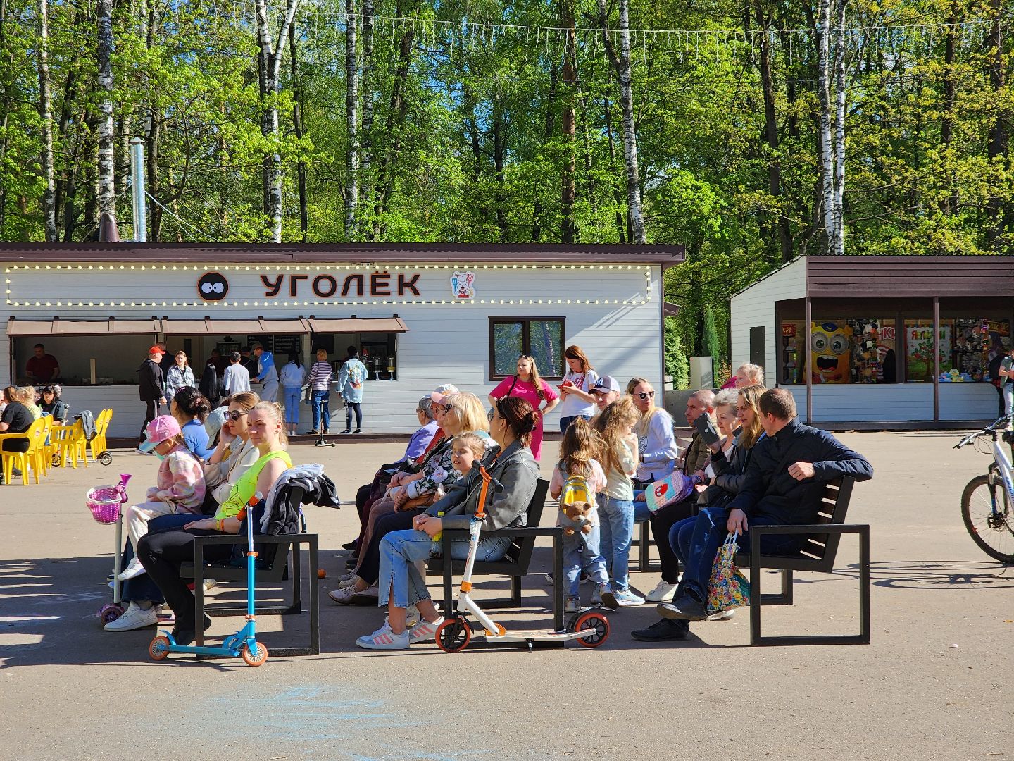 ногинск, парки подмосковья, 1 мая, летний сезон,