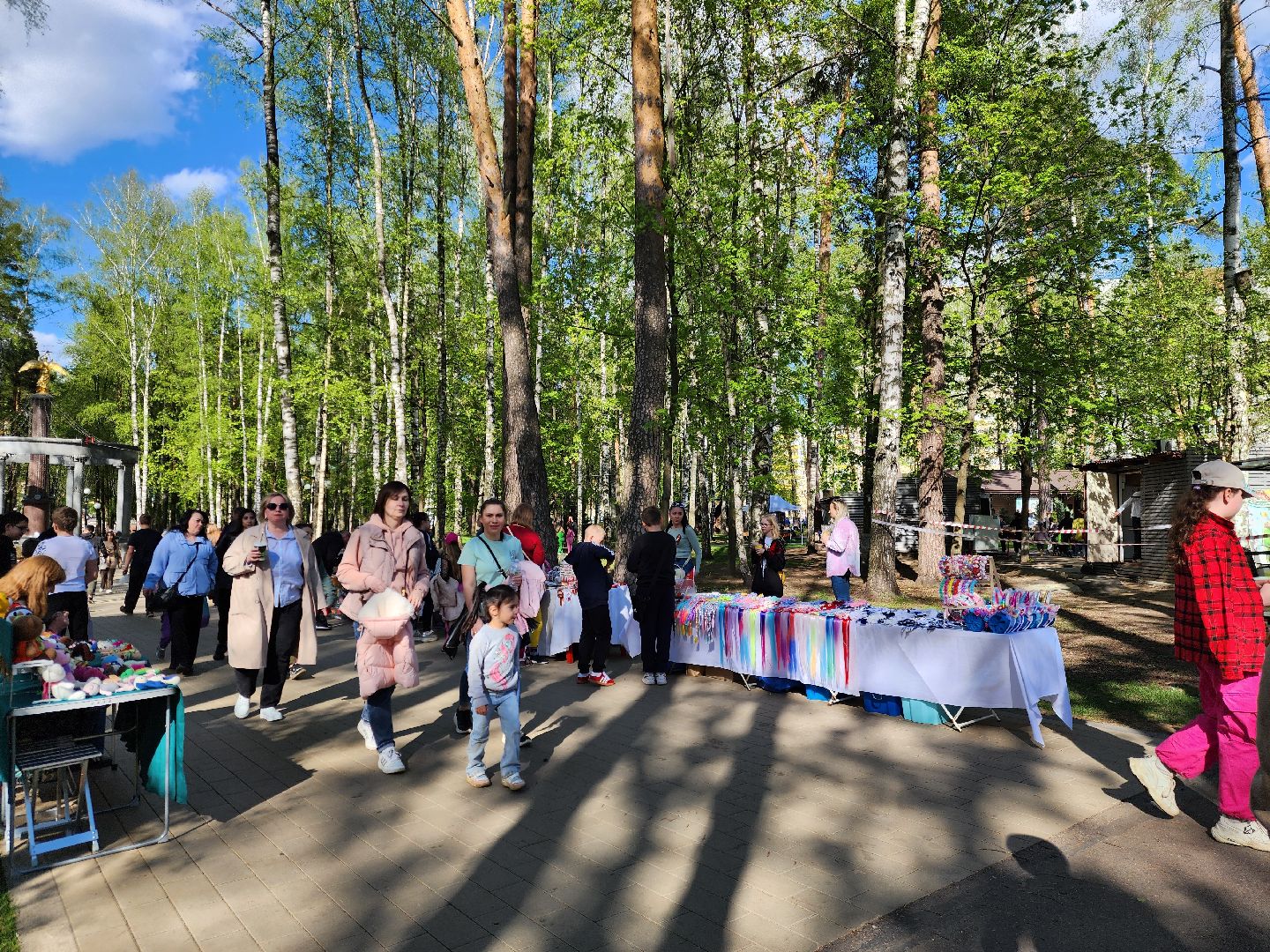 ногинск, парки подмосковья, 1 мая, летний сезон,