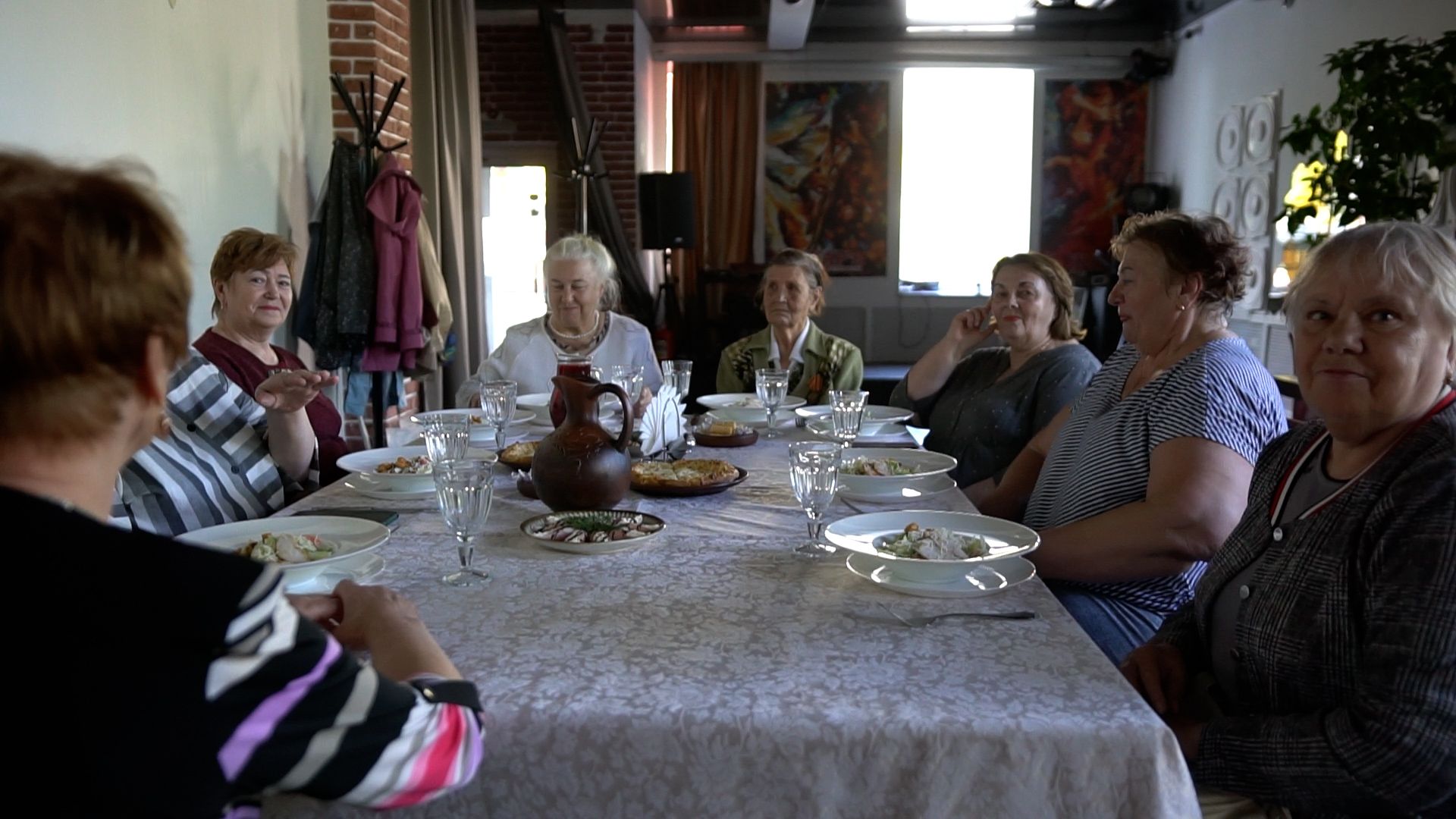 егорьевск, социальный проект, соединяя поколения, кафе, бесплатный обед, день труда, ветеран труда,