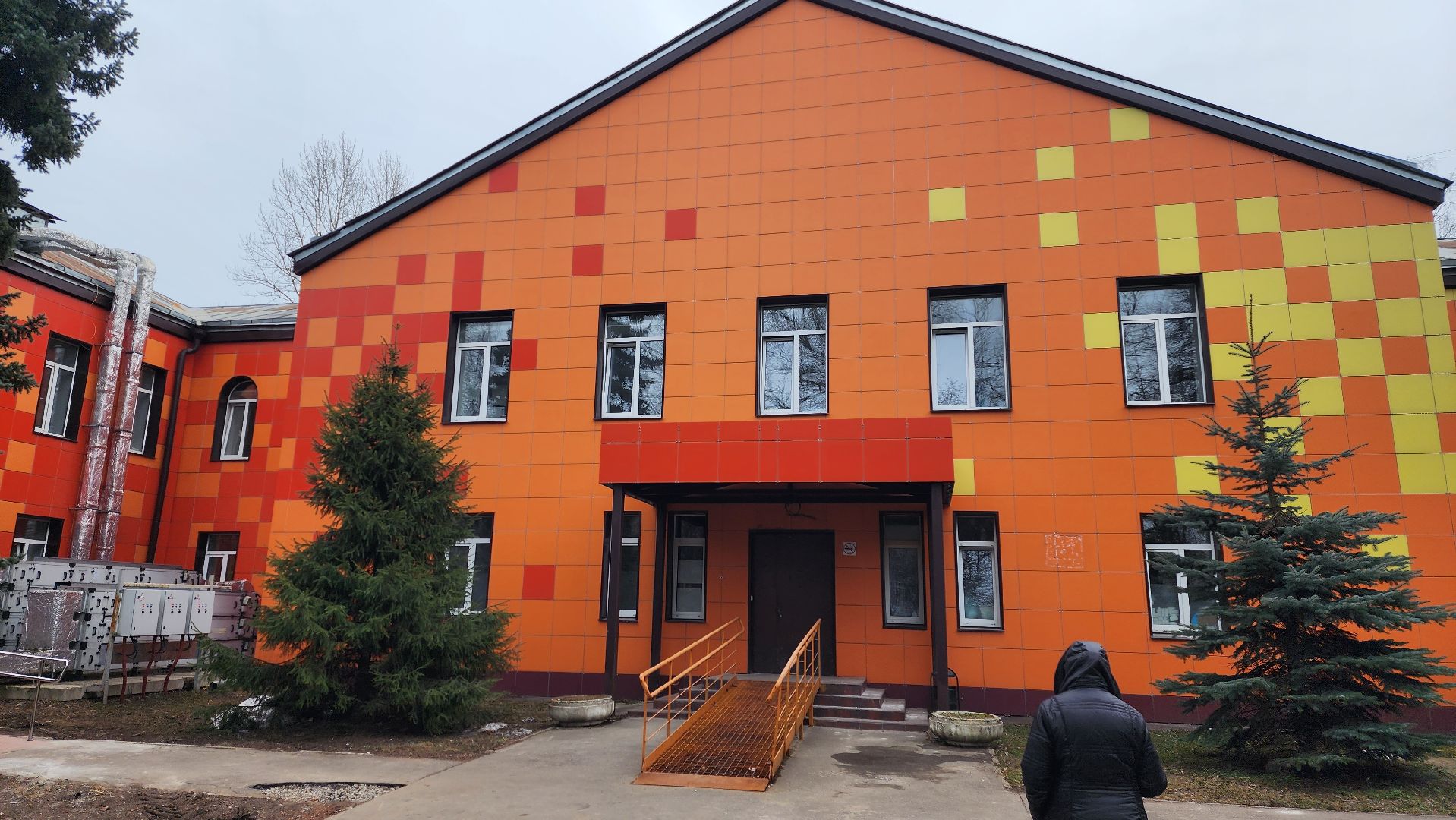 майские праздники, график работы, поликлиника, фильтр-бокс, Эдуард Семенов,