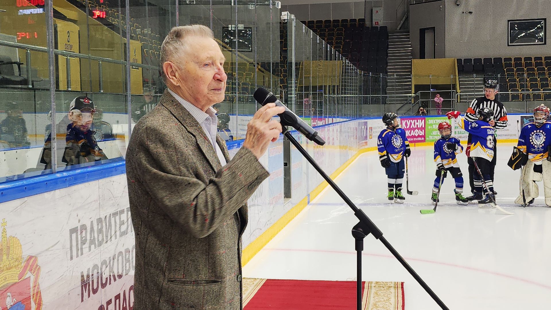 электросталь, электросталь спортивная, мой город, спорт в подмосковье, спорт подмосковья, спорт московской области, кубок, кубок парамошкина, хоккей, хоккейная команда, хоккейный сезон, хоккейный турнир,
