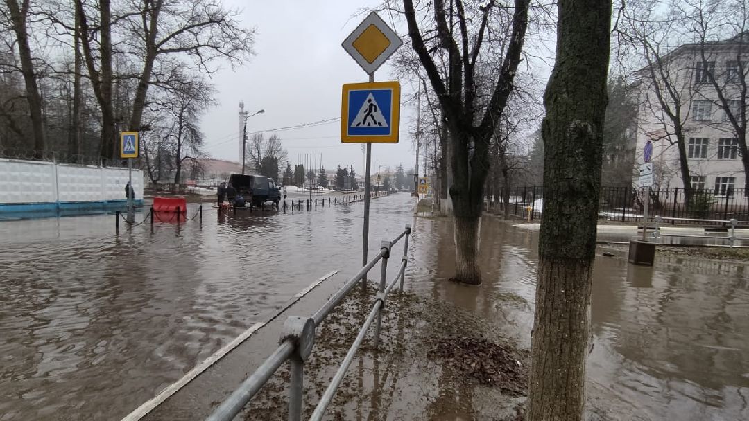 перемены, лужа, подтопление, ЖКХ