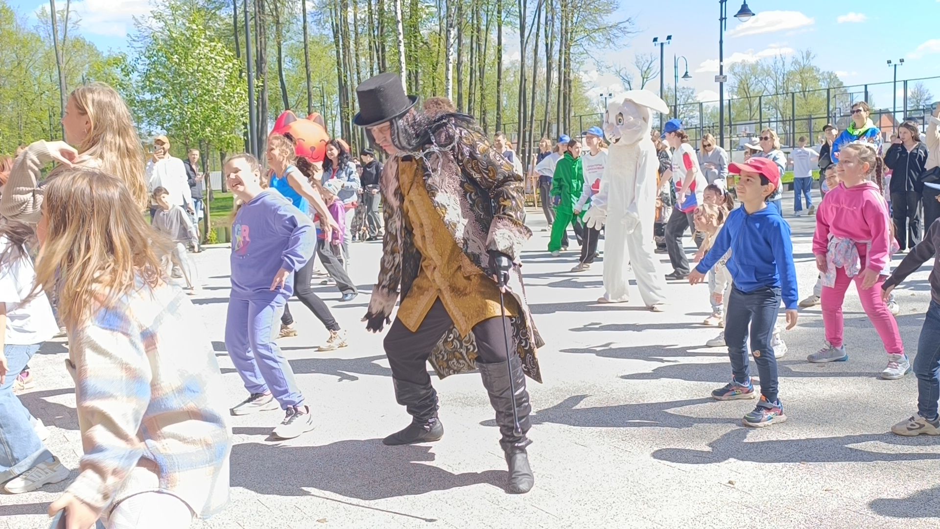 призрак, шуховская башня, лобня, парк,