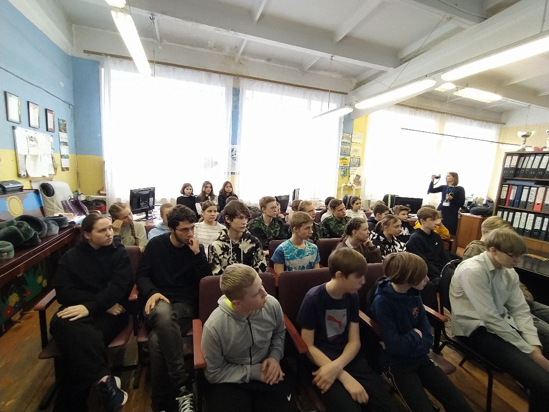 Зарница, строевая подготовка, ПДД, игра