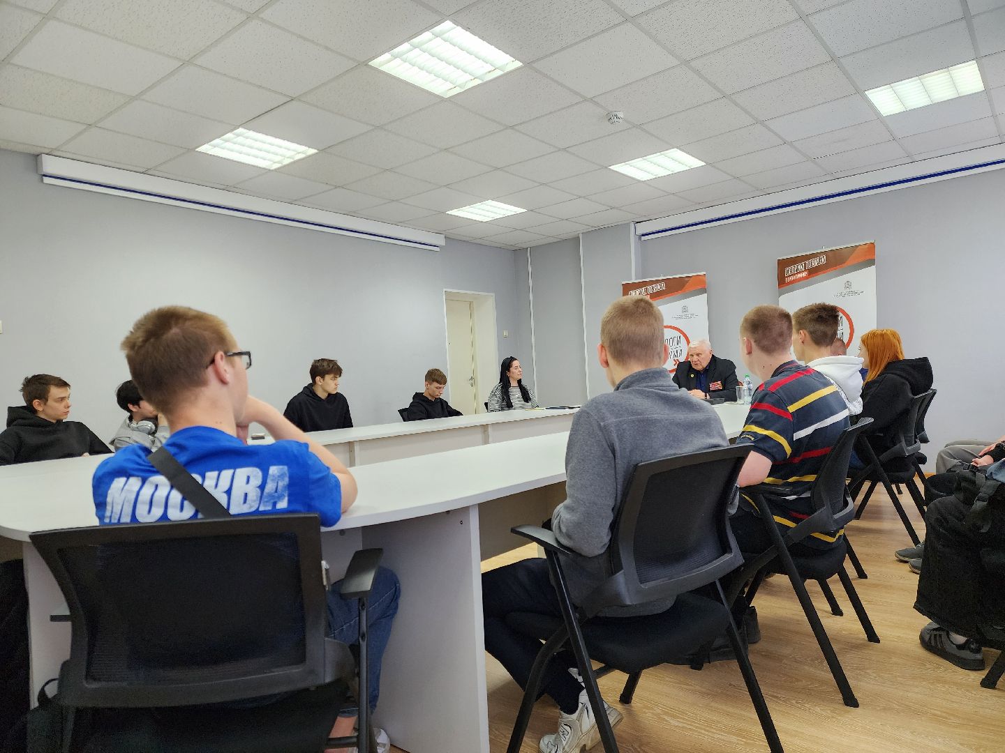 ногинск, ветеран, молодежь, молодежный центр, диалоги с героями, общество,
