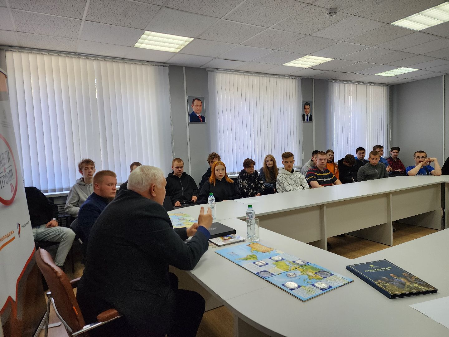 ногинск, ветеран, молодежь, молодежный центр, диалоги с героями, общество,