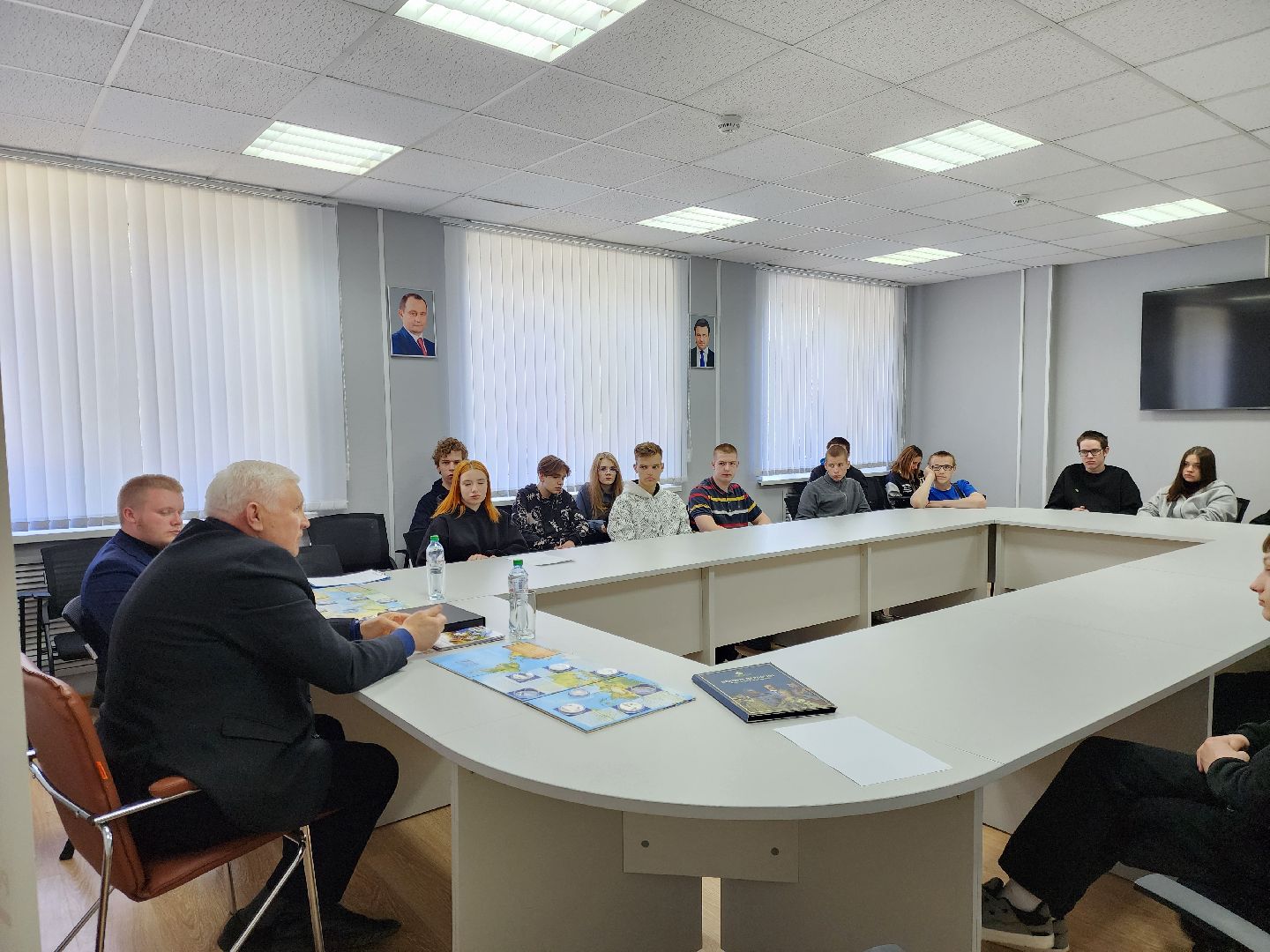 ногинск, ветеран, молодежь, молодежный центр, диалоги с героями, общество,