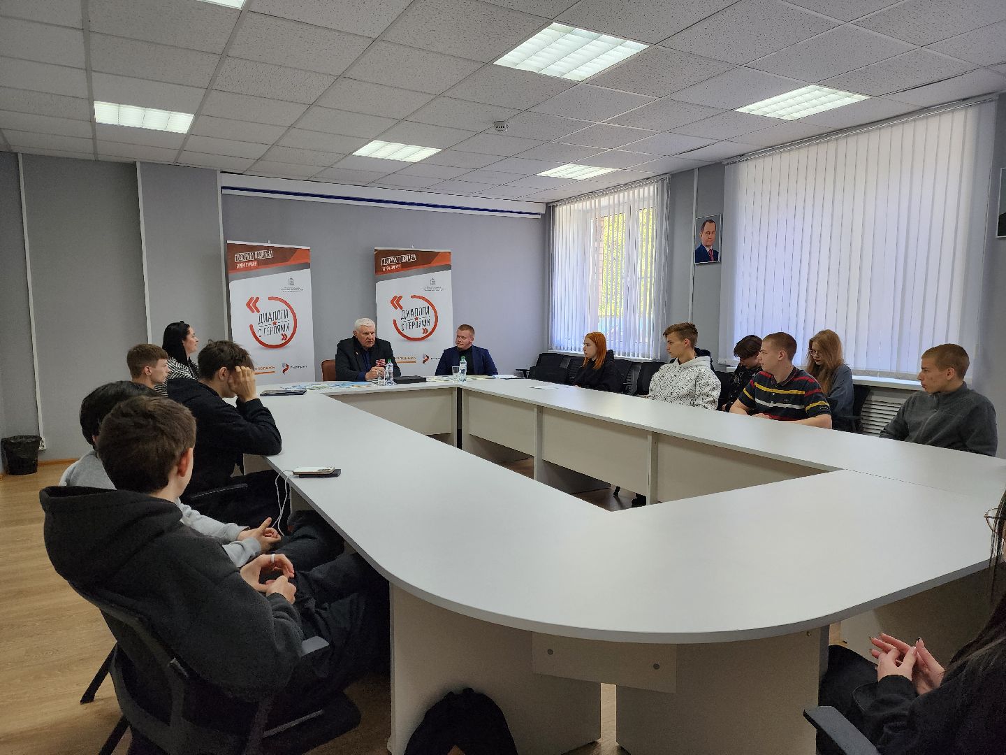 ногинск, ветеран, молодежь, молодежный центр, диалоги с героями, общество,