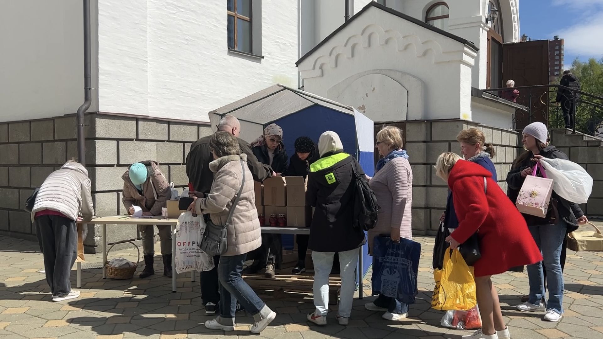 химки, пасха, храм, куличи,