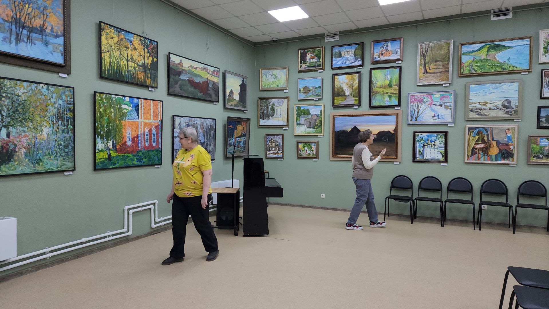 пушкино, экспозиция, самобытное творчество, живопись, художественная выставка, художник-педагог,