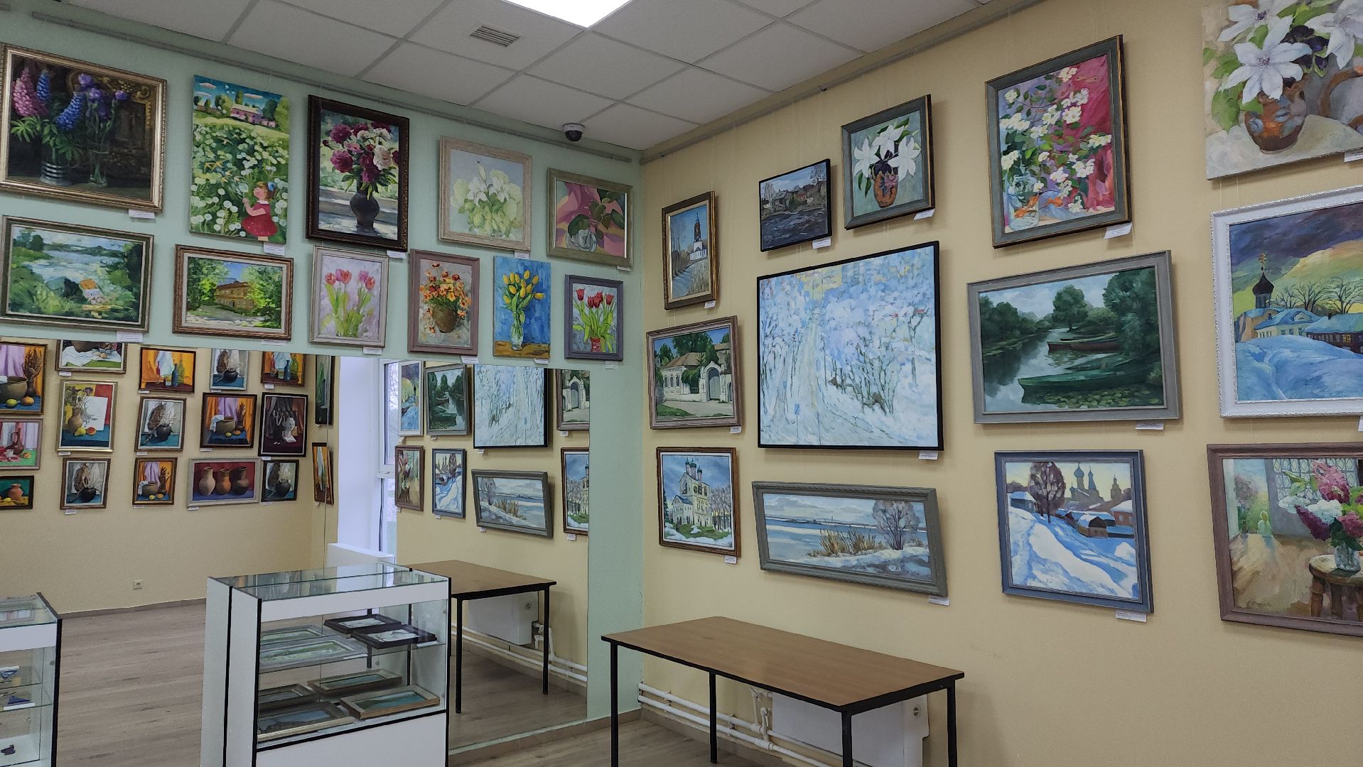 пушкино, экспозиция, самобытное творчество, живопись, художественная выставка, художник-педагог,