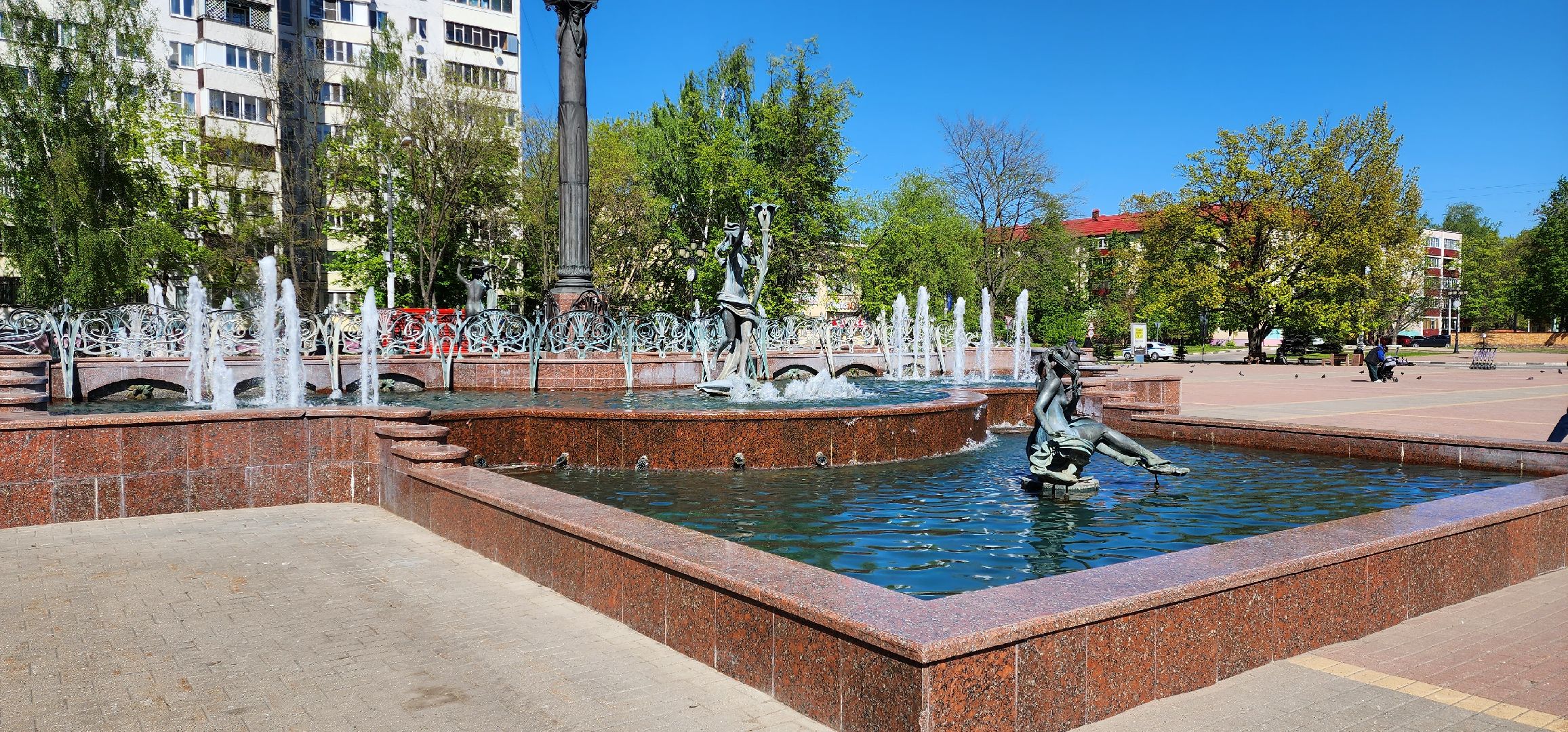 раменское, благоустройство, запуск фонтанов, фонтан времена года на площади молодежи,