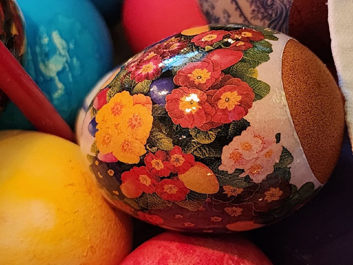 можайск, можайский городской округ, подмосковье, храм, пасха, пасхальные службы, освящение куличей, куличи, яйца,