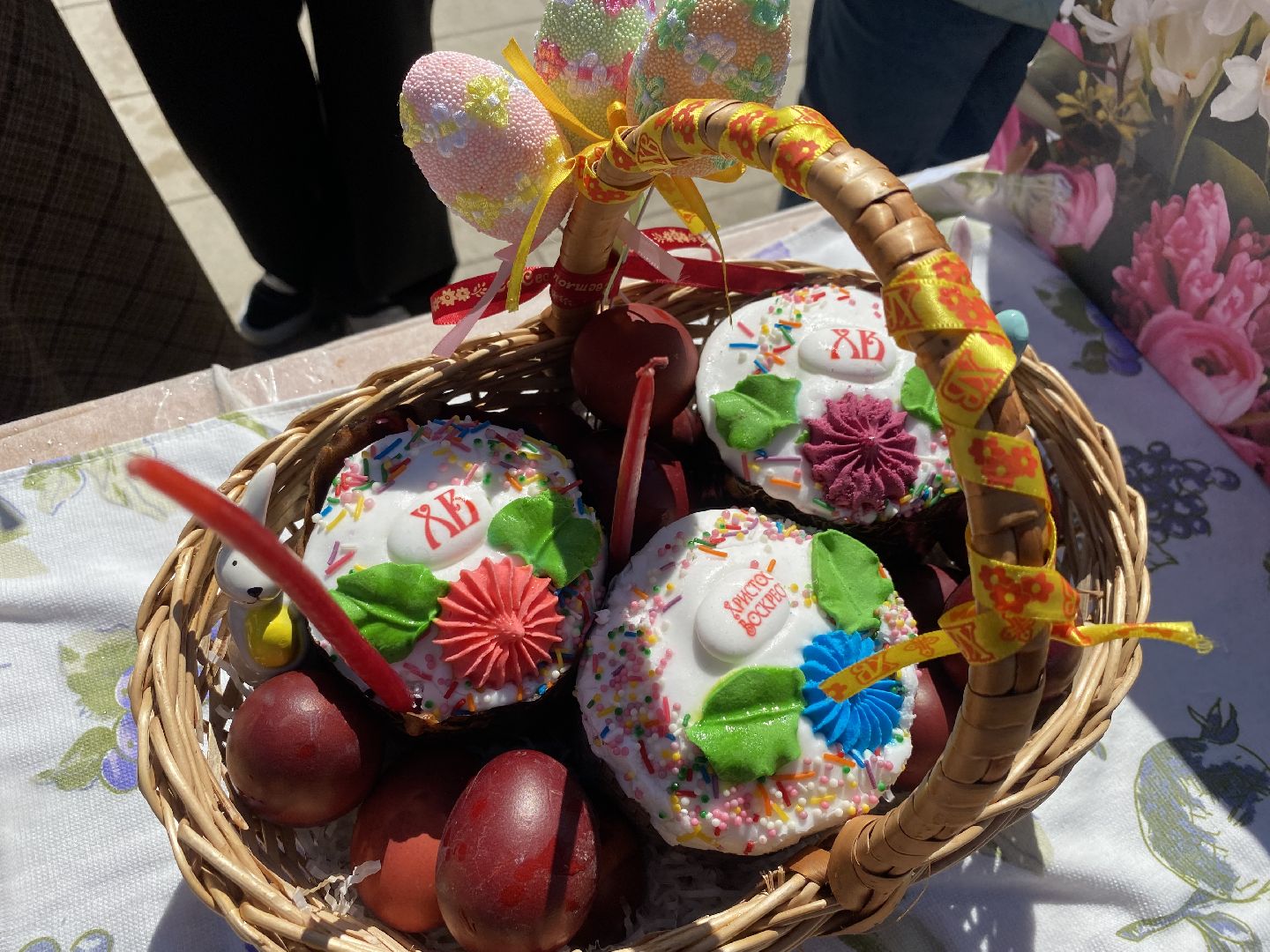 воскресение господне, Праздник Пасхи, Тихая суббота, Соборная площадь Власиха, храм во власихе, освящение куличей,