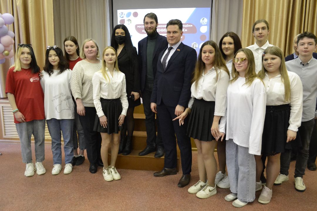 Балашиха, Движение первых, техникумы, депутаты, волонтёры