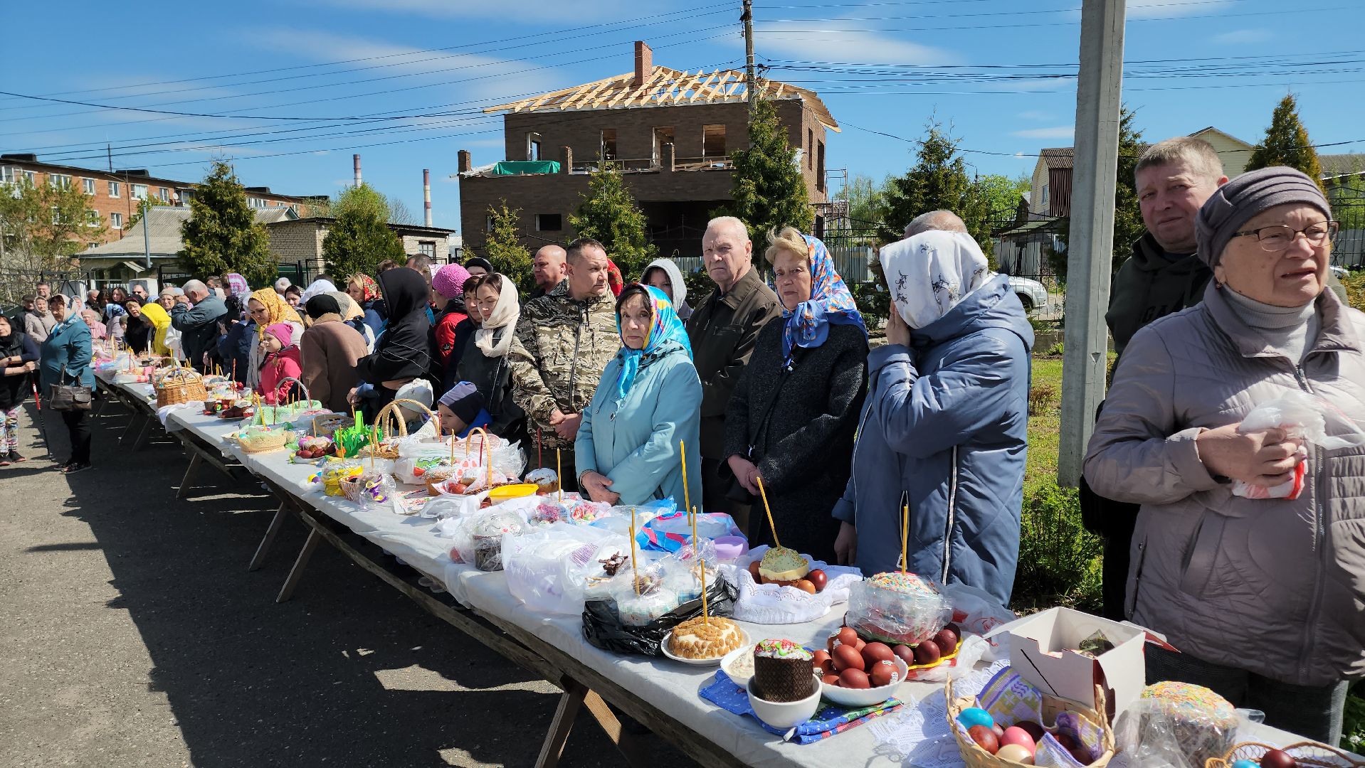 кашира, храм петра и февронии, пасха, великая суббота, освящение куличей, освящение пасхальных яиц,