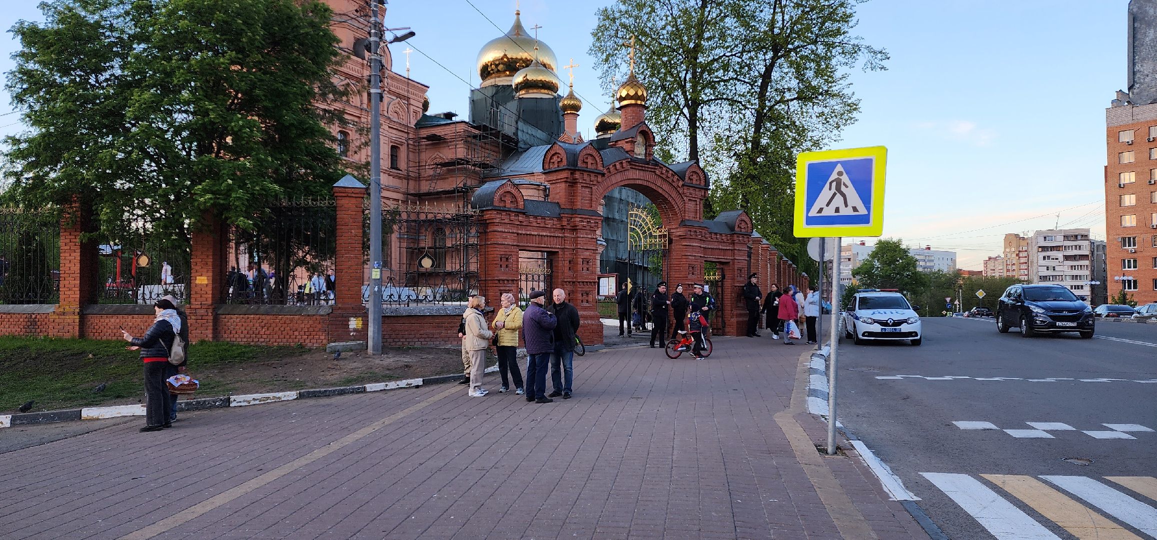 раменское, религия, пасха, освящение куличей, троицкий храм,