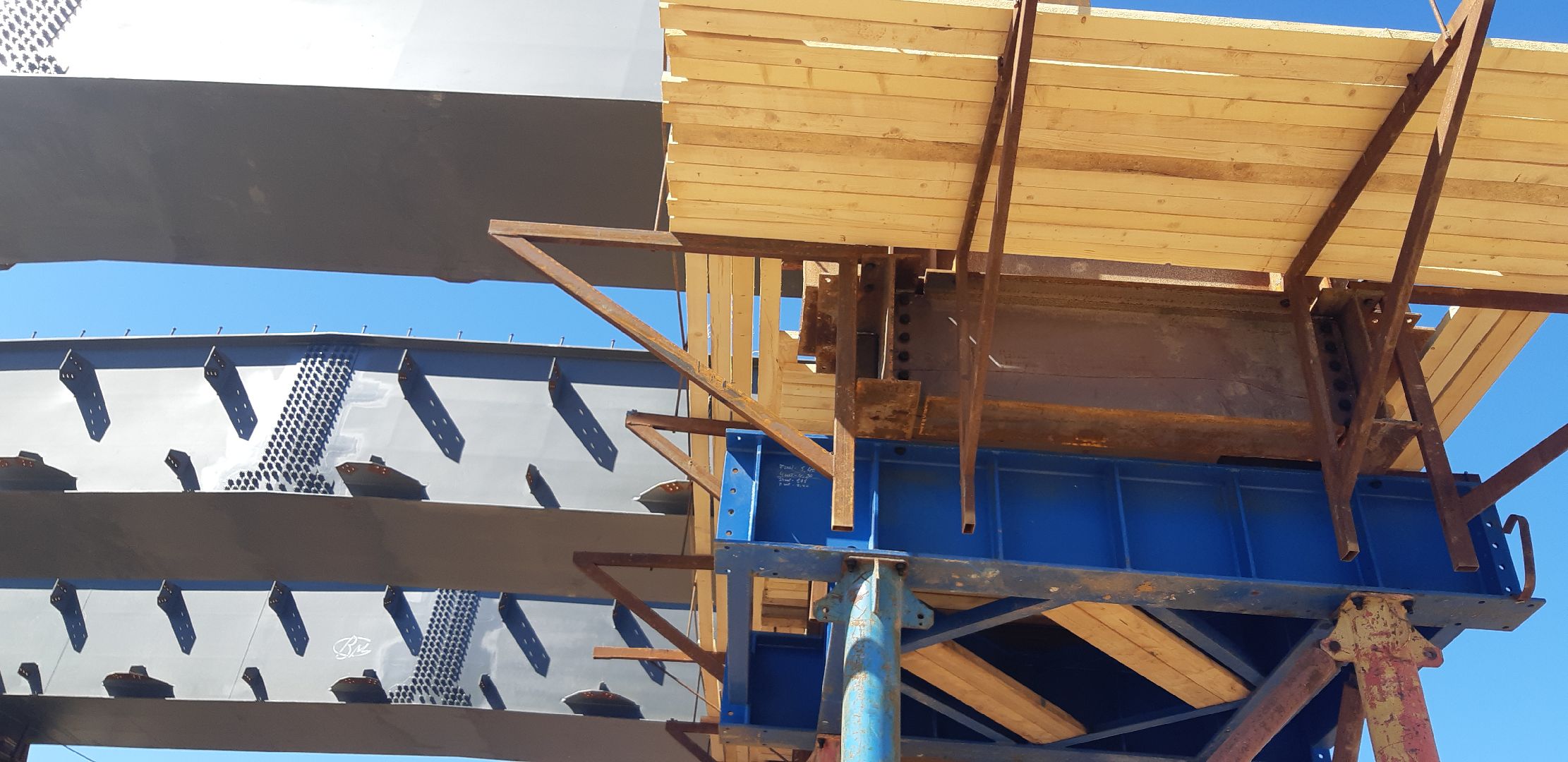 МЦД Опалиха, Красногорск, переезд, двойной путепровод, монтаж автомобильной развязки,