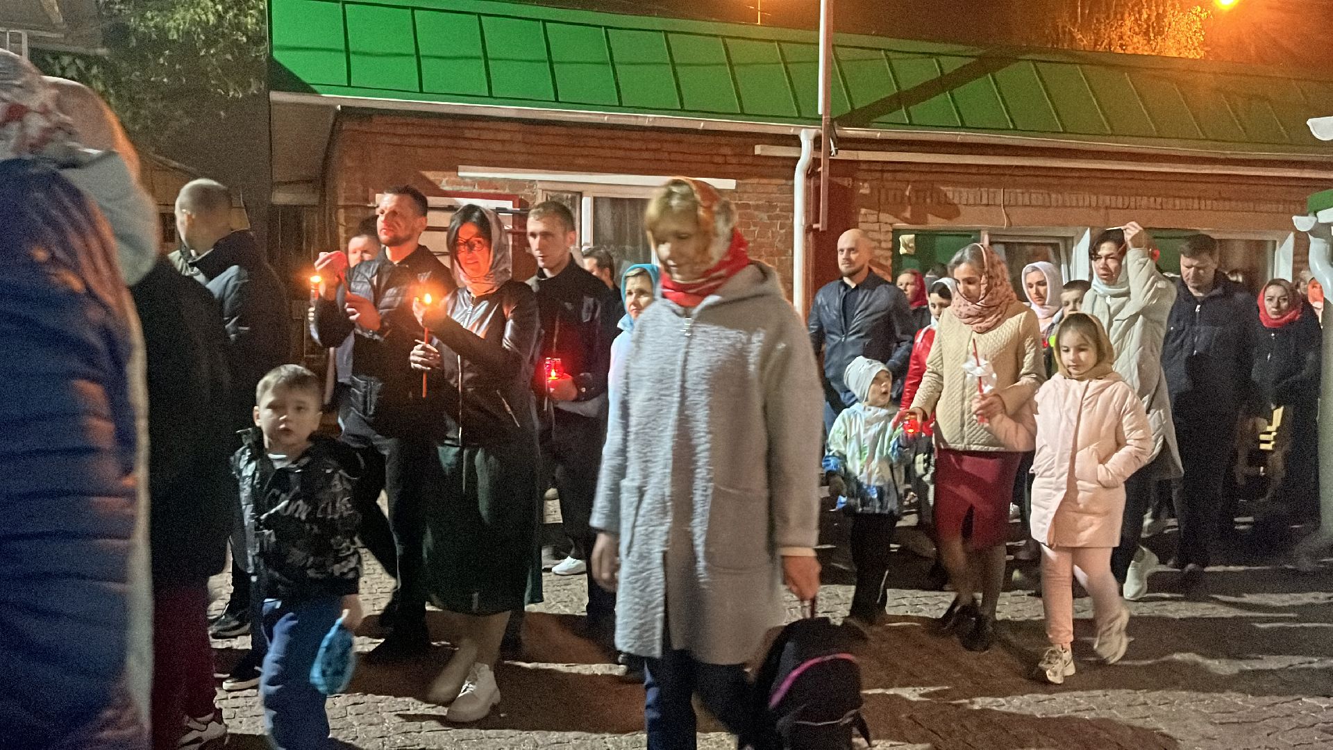 пасха, пасхальное богослужение, крестный ход, церковь, церковный праздник,