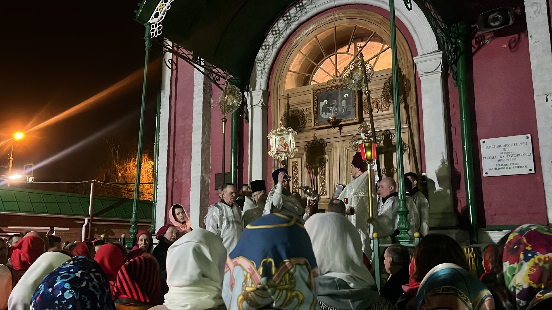 пасха, пасхальное богослужение, крестный ход, церковь, церковный праздник,