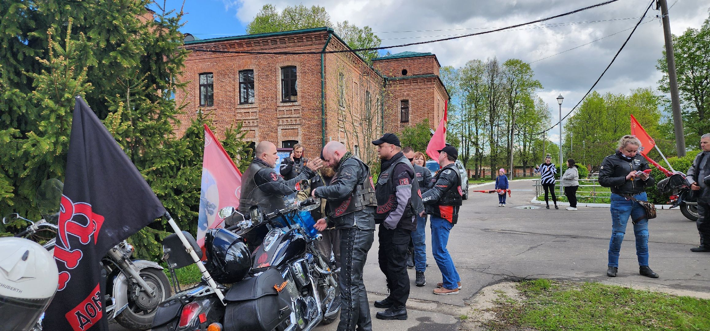 Пасха, Мотоциклисты Домодедова, Храм села Добрыниха,