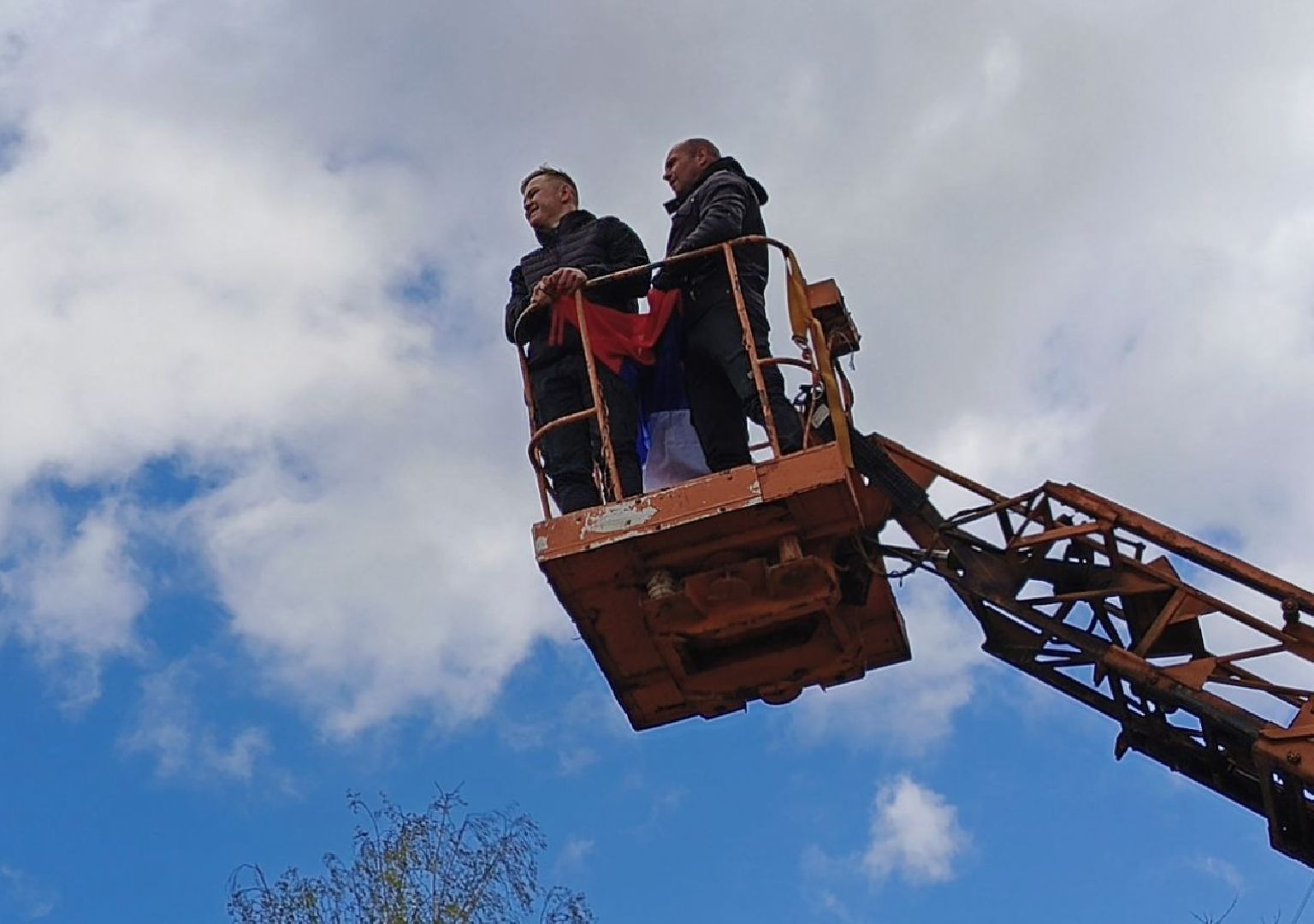 Солнечногорск, 9 мая, подготовка к празднику, советская площадь, день победы,