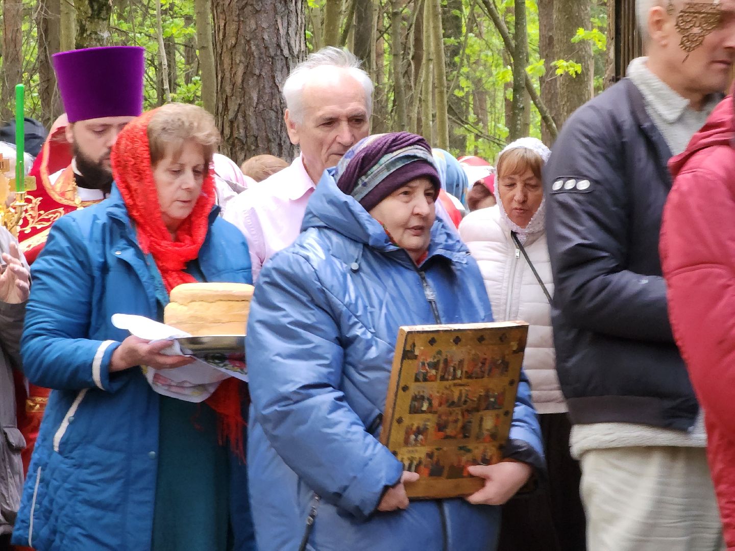 Черноголовка, Пасха,