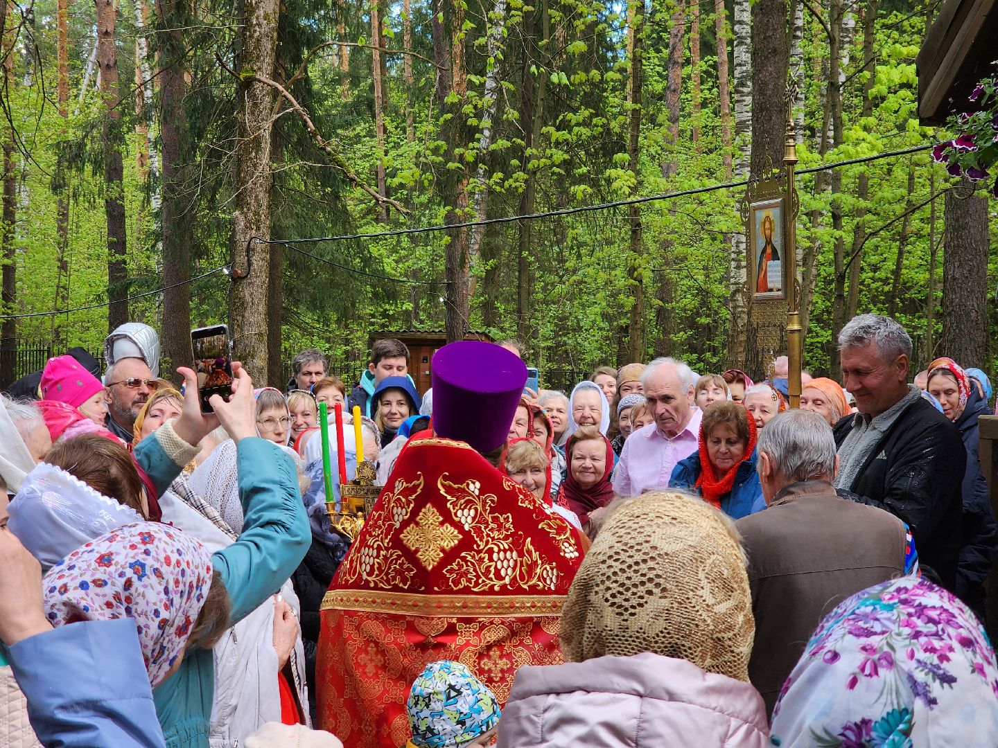 Черноголовка, Пасха,