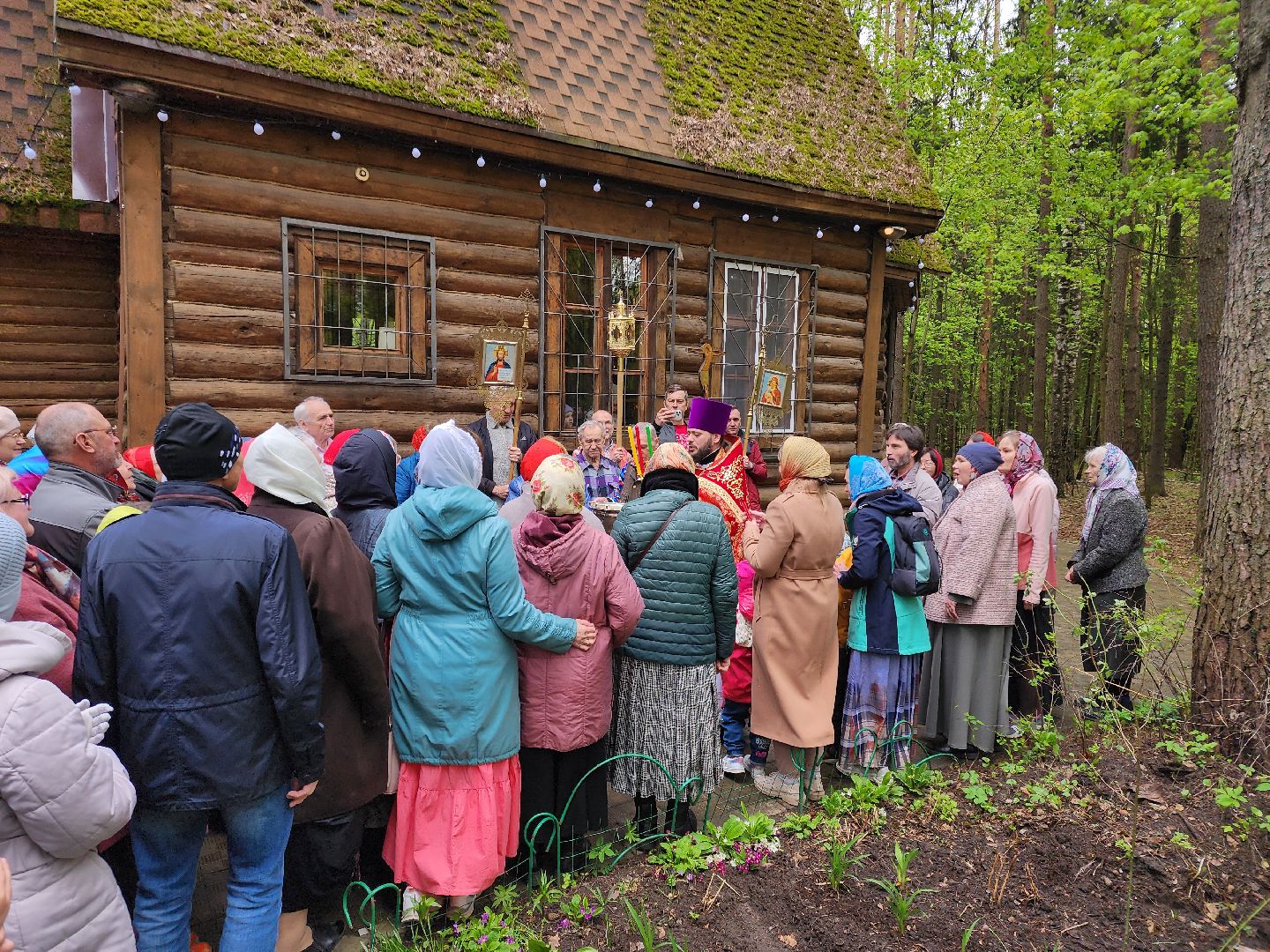 Черноголовка, Пасха,