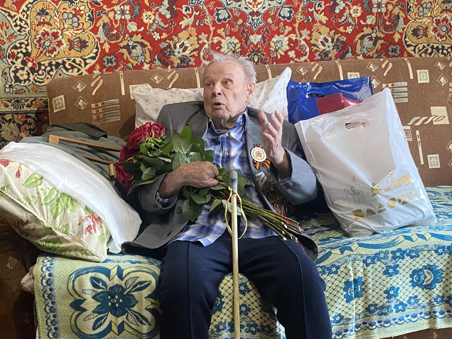 ветеран вов, Власиха столица РВСН, Концерт под окнами ветерана, день победы во власихе, День Победы,