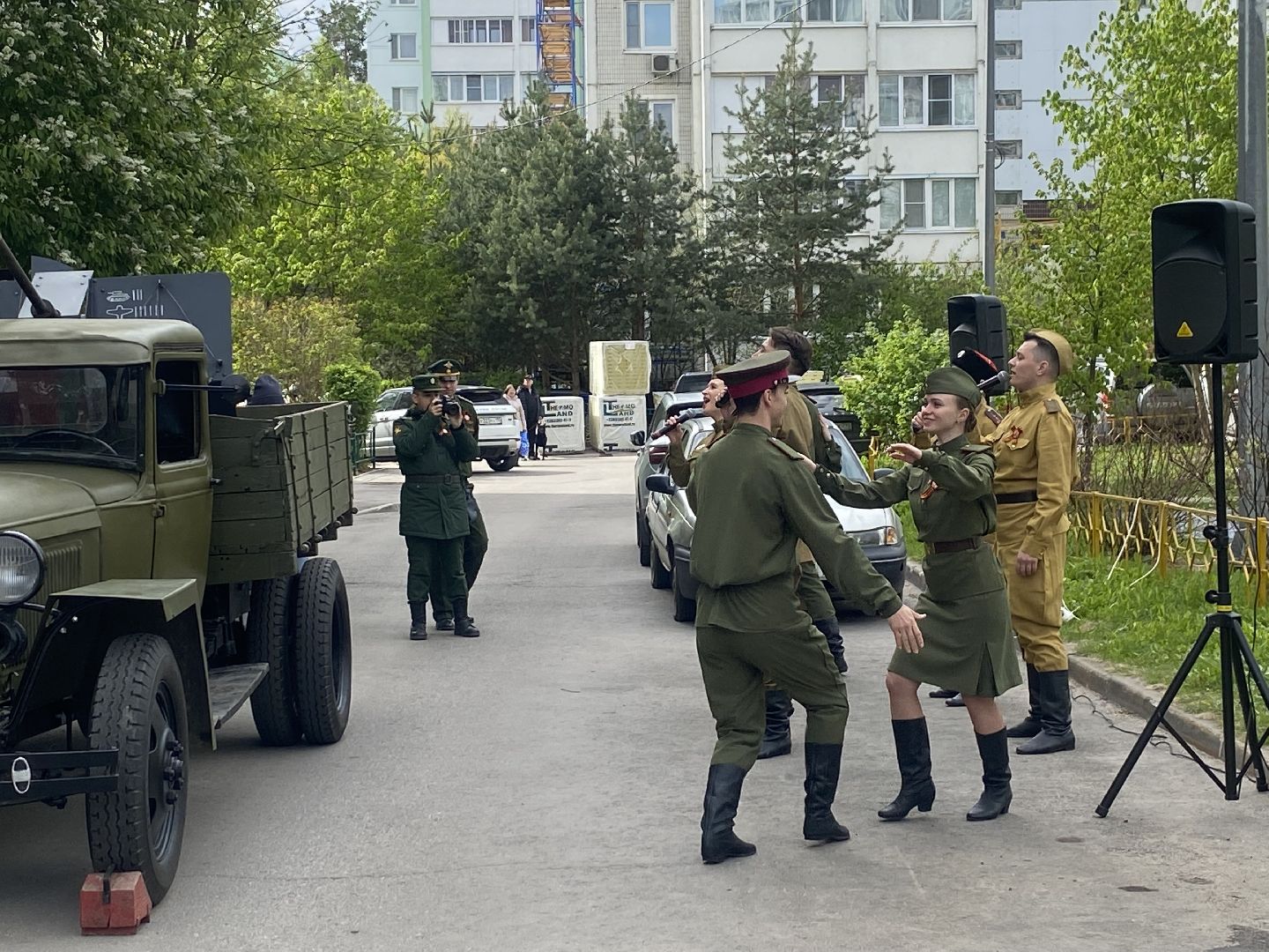 ветеран вов, Власиха столица РВСН, Концерт под окнами ветерана, день победы во власихе, День Победы,