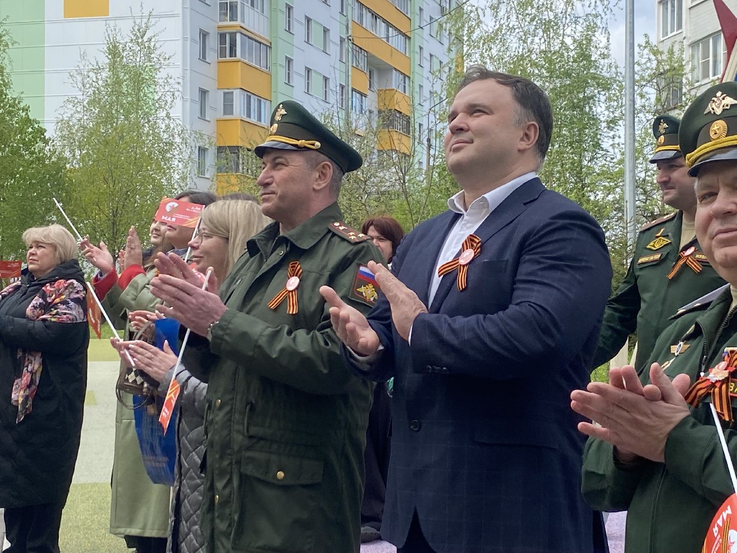 ветеран вов, Власиха столица РВСН, Концерт под окнами ветерана, день победы во власихе, День Победы,