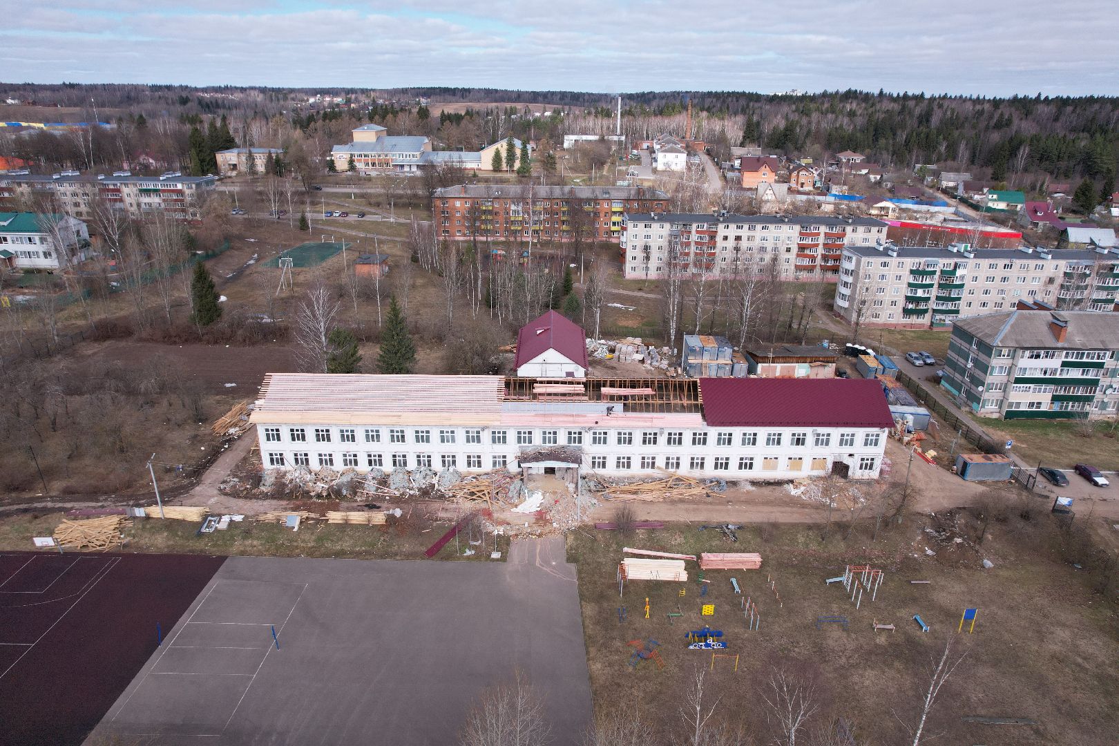 видео с коптера, истра, школа,