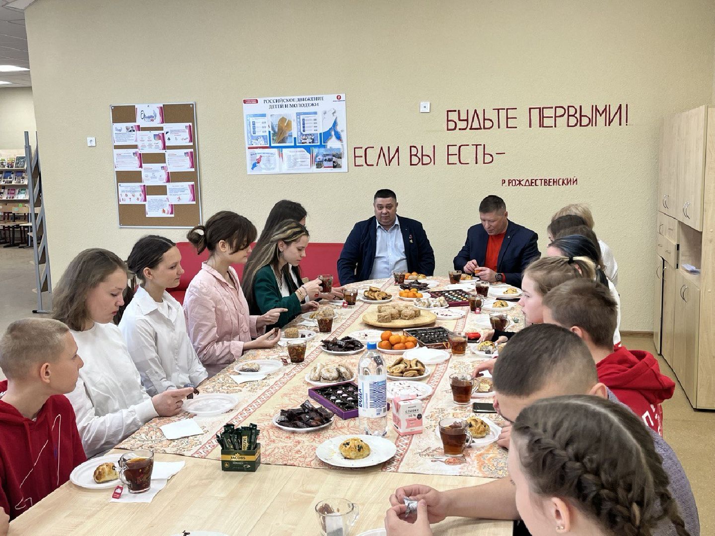 разговоры о важном, космонавт, встречи с интересными людьми,