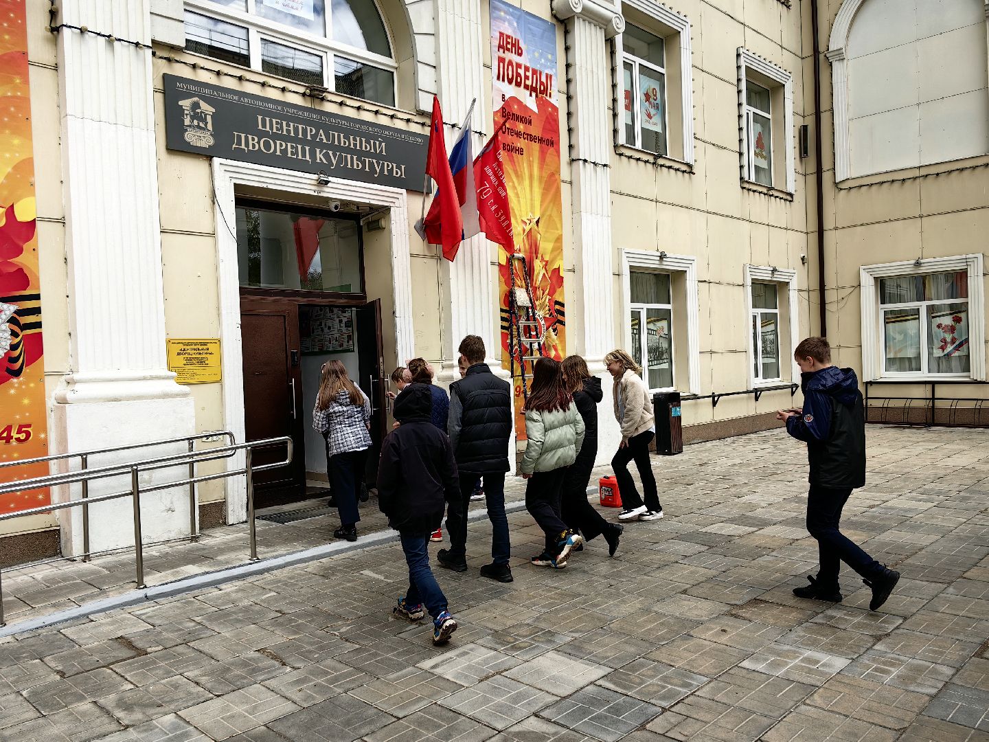 урок мужества, оружие, ВОВ, СВО, экскурсия, экскурсия для школьников,