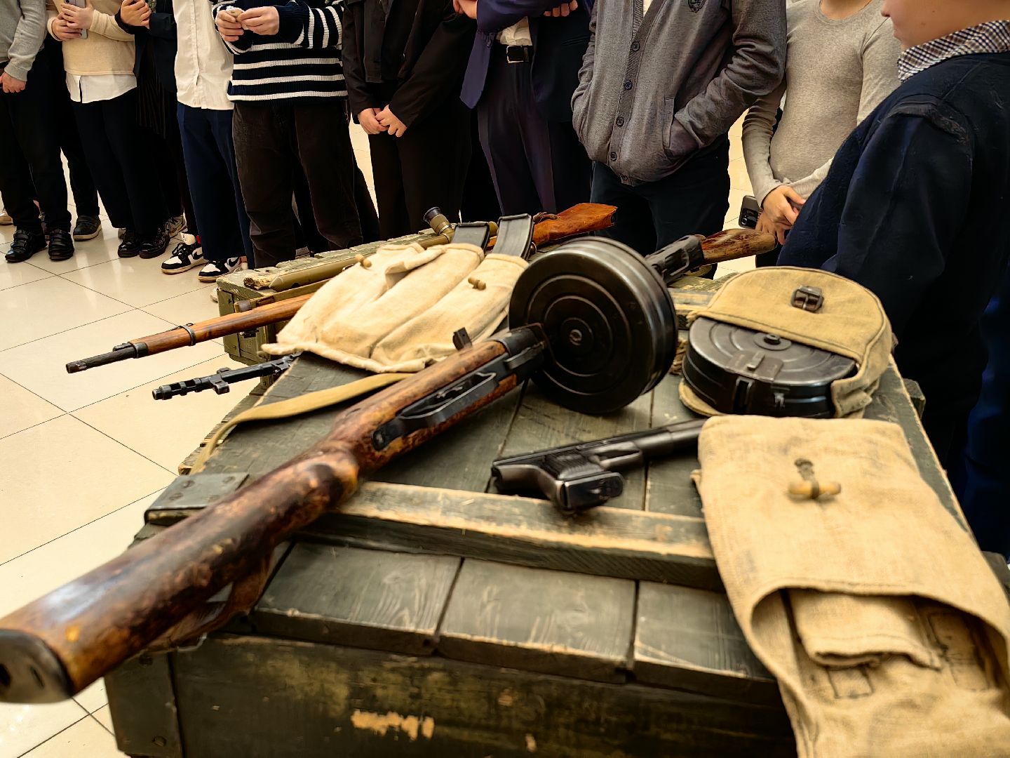 урок мужества, оружие, ВОВ, СВО, экскурсия, экскурсия для школьников,