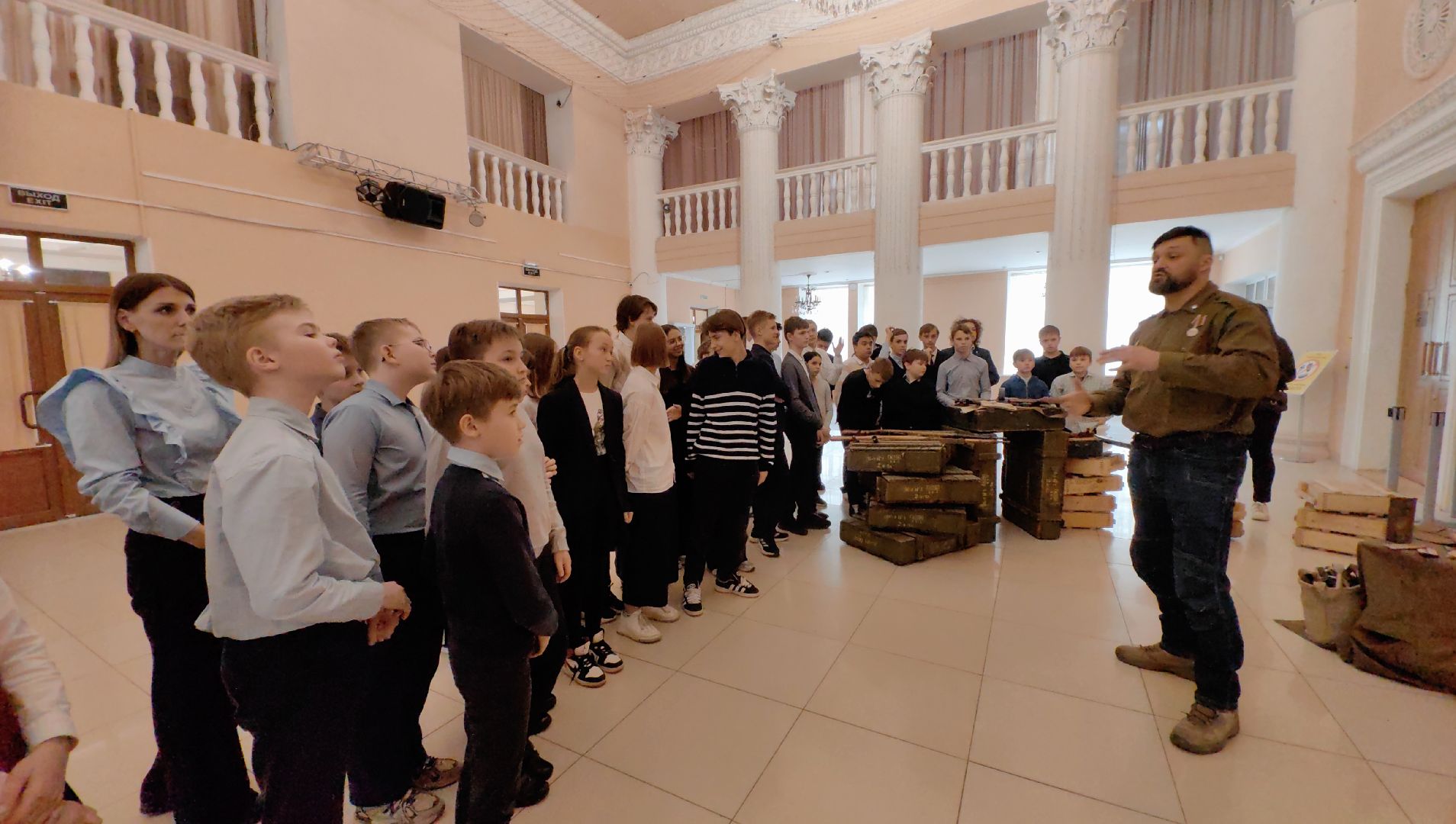 урок мужества, оружие, ВОВ, СВО, экскурсия, экскурсия для школьников,