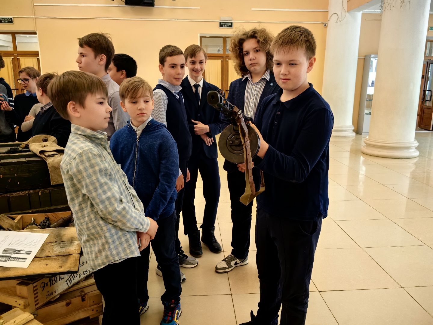 урок мужества, оружие, ВОВ, СВО, экскурсия, экскурсия для школьников,