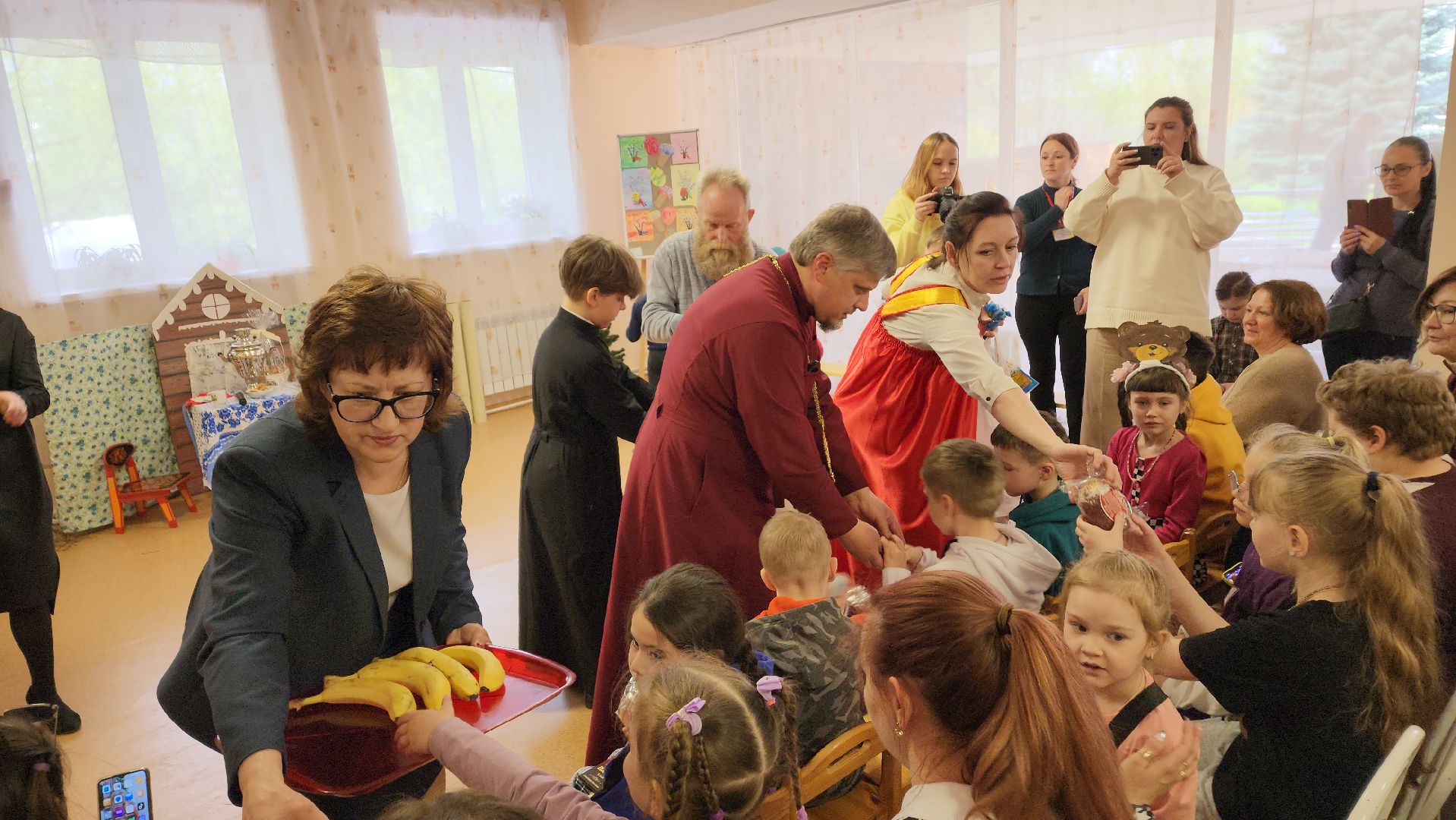 ивантеевка, центр социального обслуживания, дети-инвалиды, спектакль, православные,