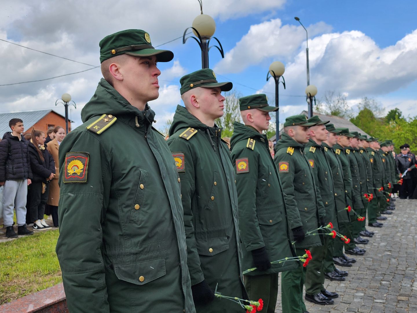 серпухов, подмосковье, 9 мая, возложение цветов, день победы, великая отечественная война,