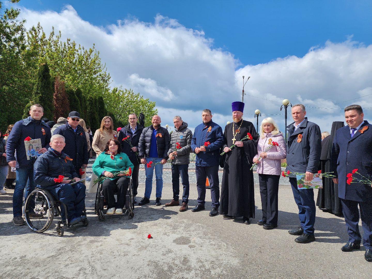 серпухов, подмосковье, 9 мая, возложение цветов, день победы, великая отечественная война,