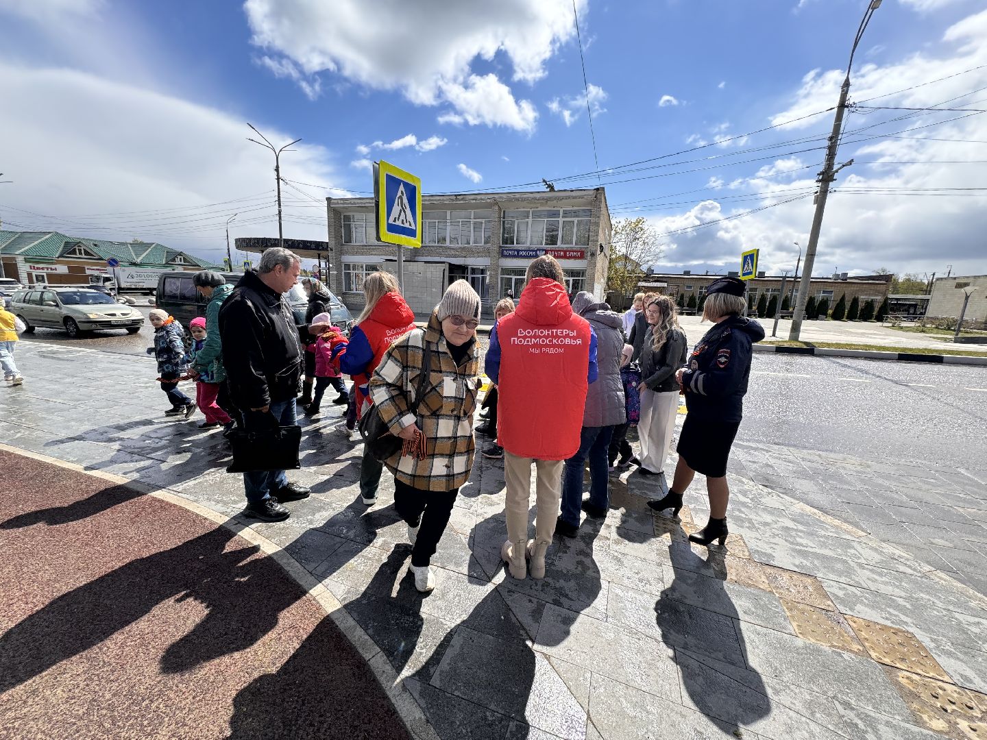 волонтеры, шаховская, георгиевская лента, георгиевская ленточка,