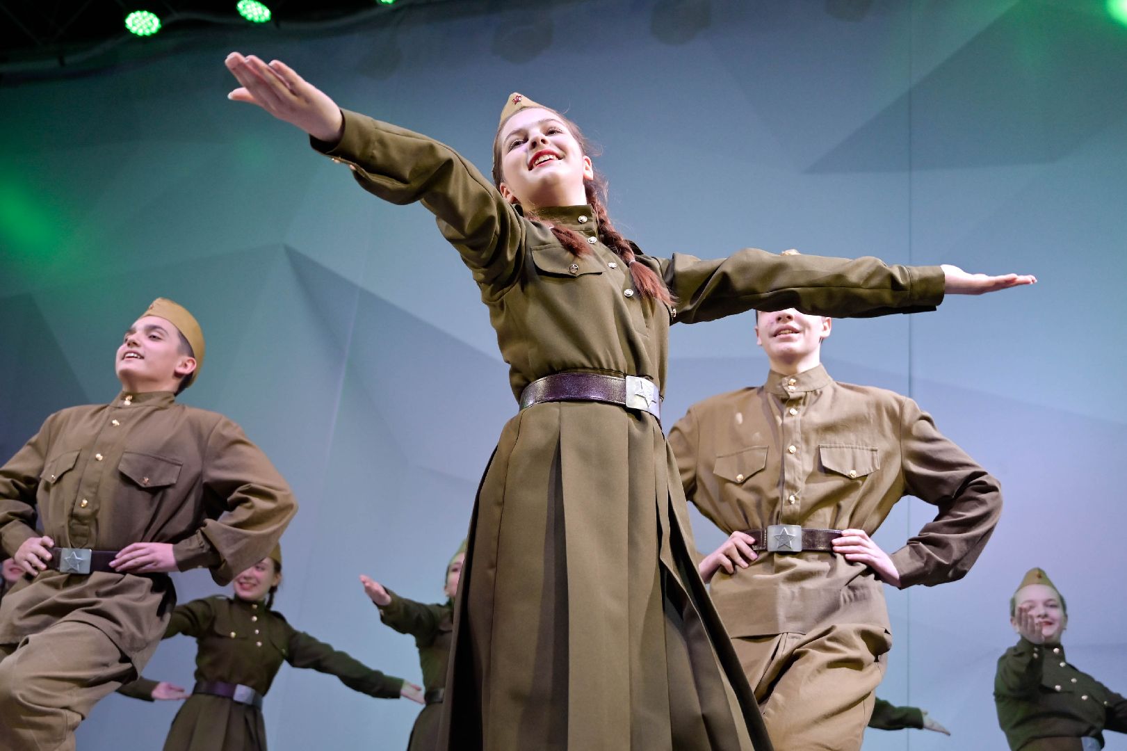 МКЦ Победа, 9 мая, Спектакль, Подмосковье, Домодедово, волонтеры культуры, Волонтеры, Дороги к Победе, Советский народ, ВОВ, Великая война, Война,