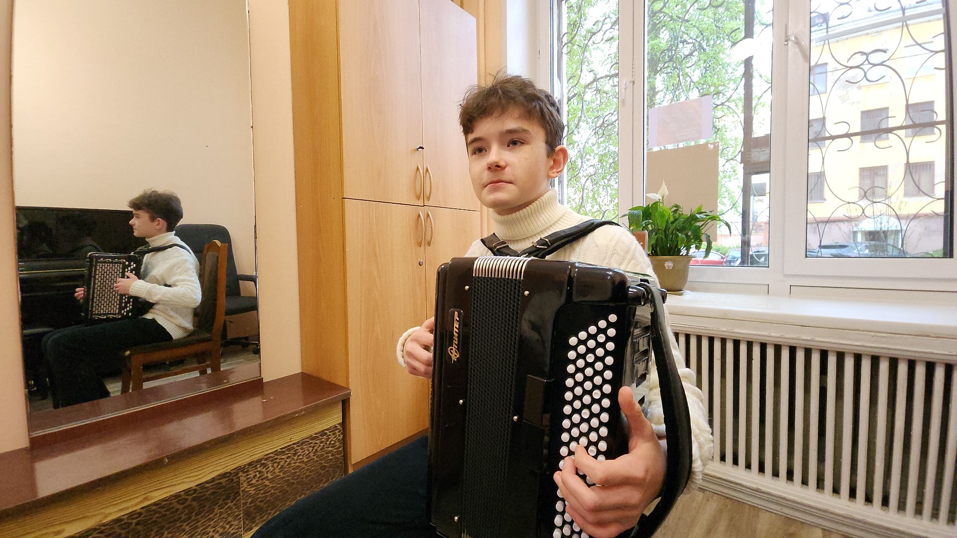 электросталь, мой город, баянист, конкурс, конкурс педагогов, лучший учитель россии, виртуоз, победитель, лауреат,