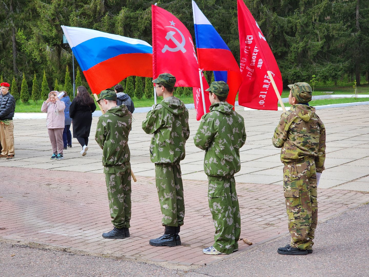 Дубна, Вахта памяти, Школьники, День победы,